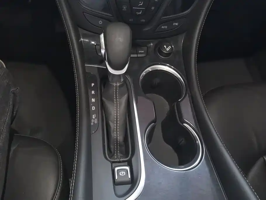 Buick Envision Plus — миниатюра 16