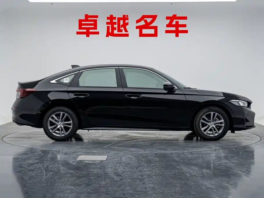 Honda Civic — миниатюра 4