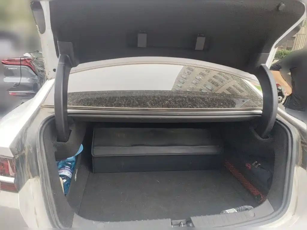 BYD Han — миниатюра 15
