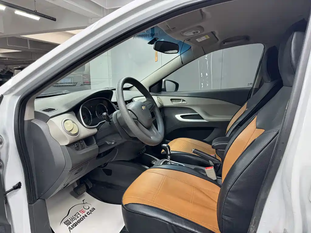 Chevrolet Sail — миниатюра 8