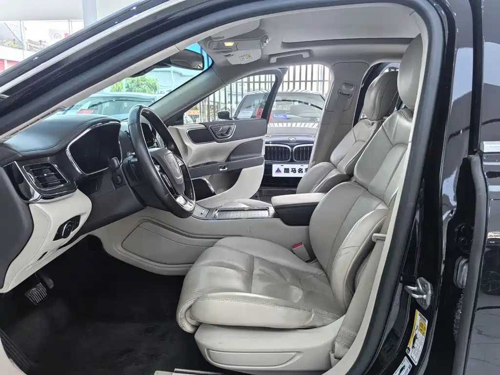 Lincoln Continental 2018 2.0T Premium