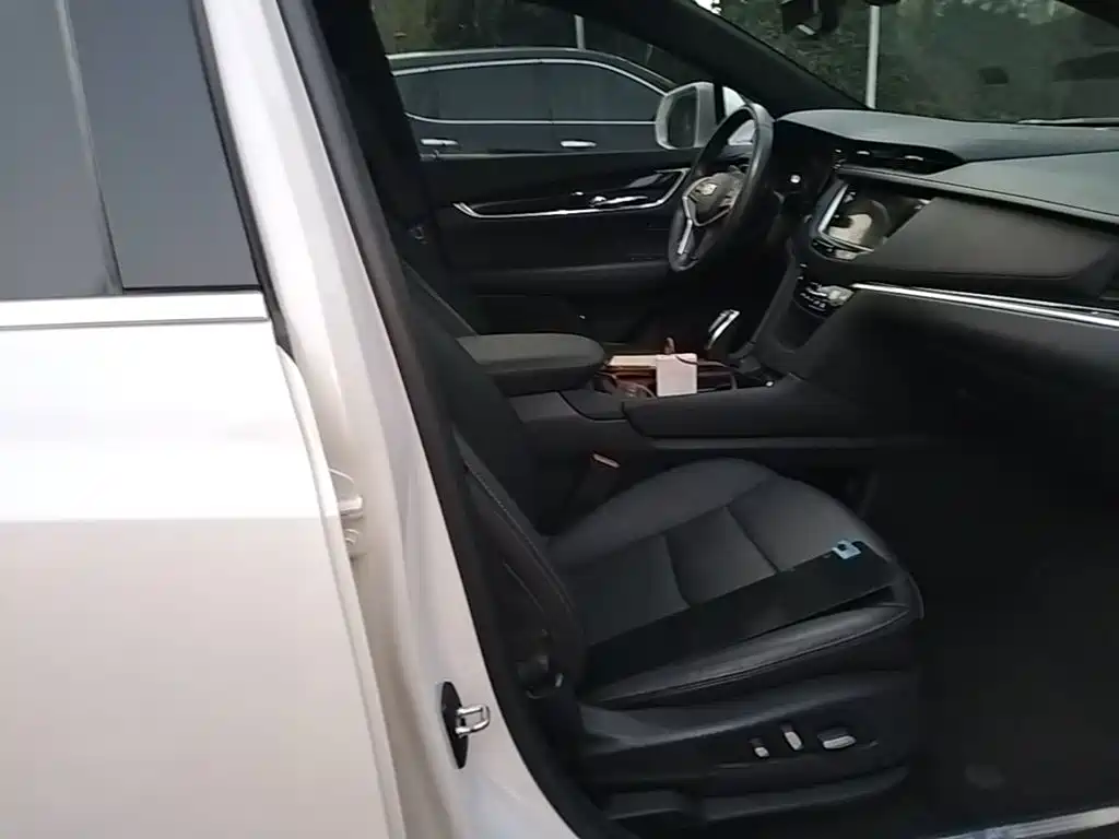 Cadillac XT5 — миниатюра 25