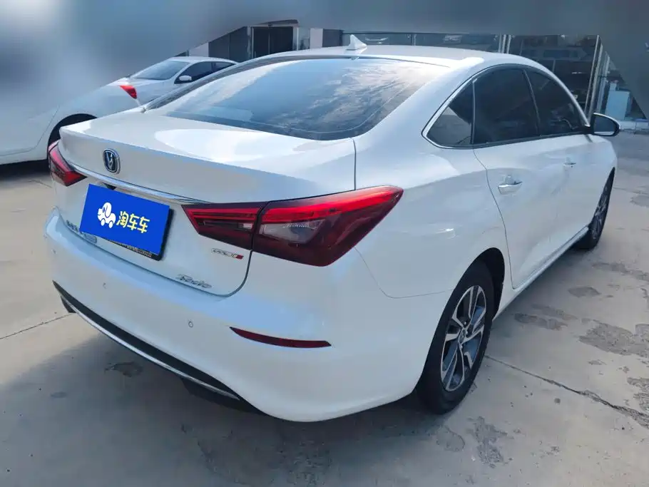 Changan Eado — миниатюра 3