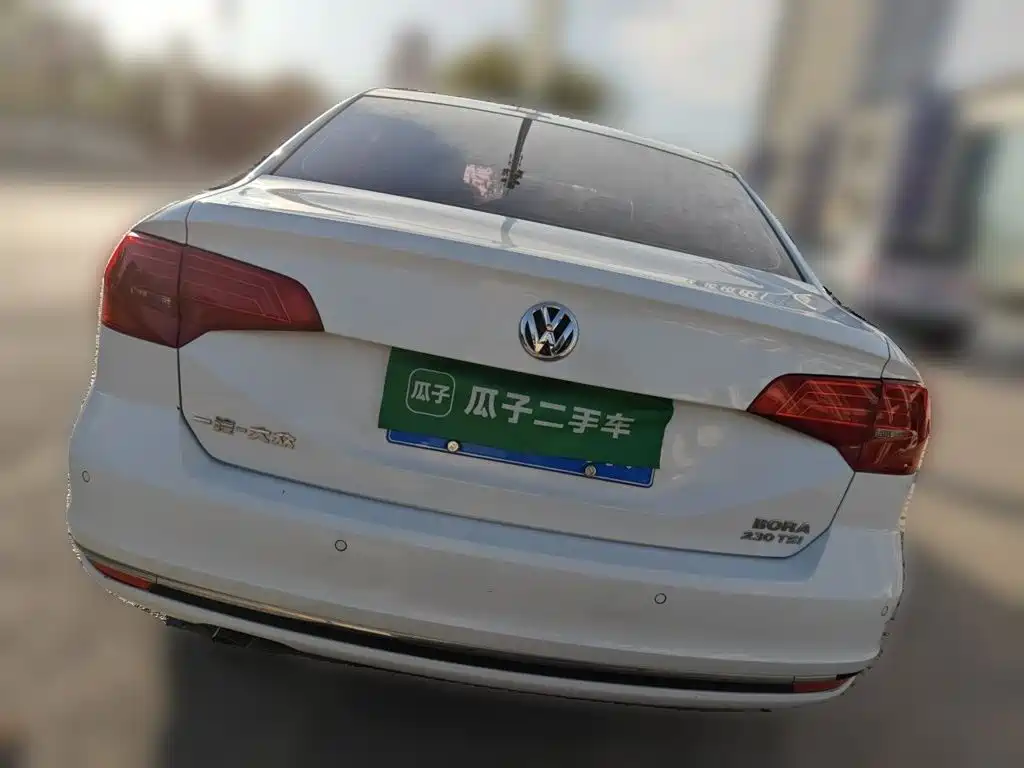 Volkswagen Bora — миниатюра 3