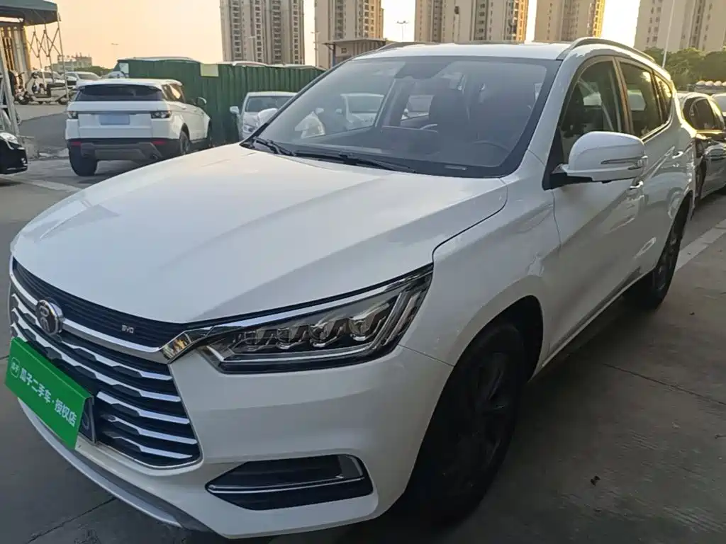 BYD Song — миниатюра 2