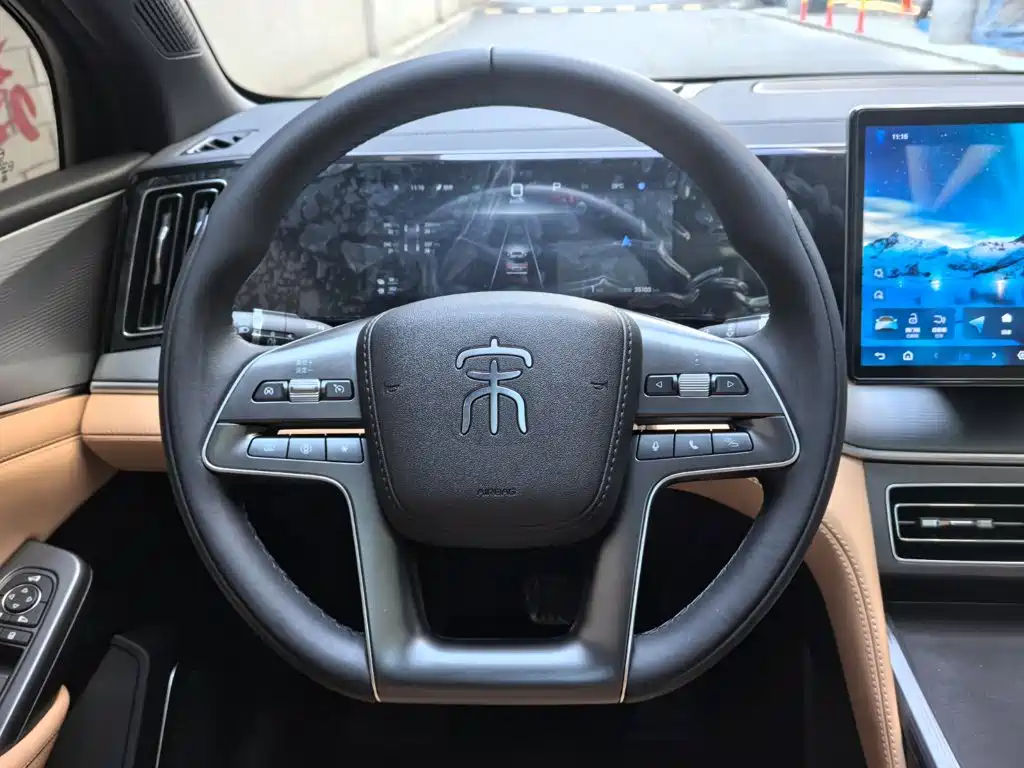 BYD L DM-i — миниатюра 12