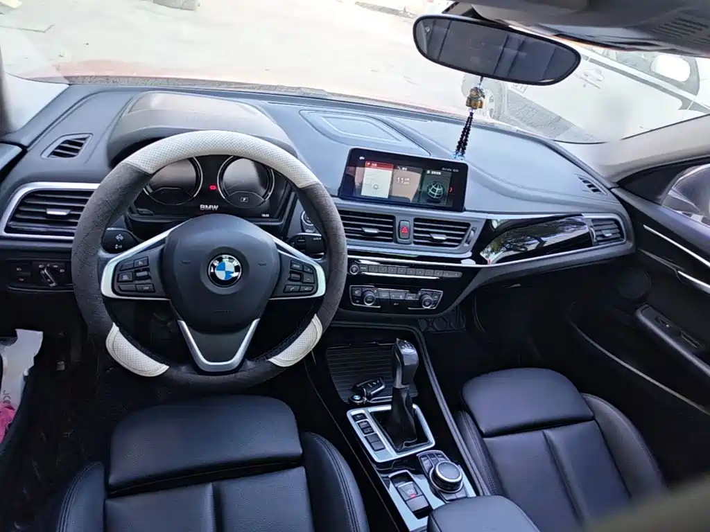 BMW 1 Series — миниатюра 6
