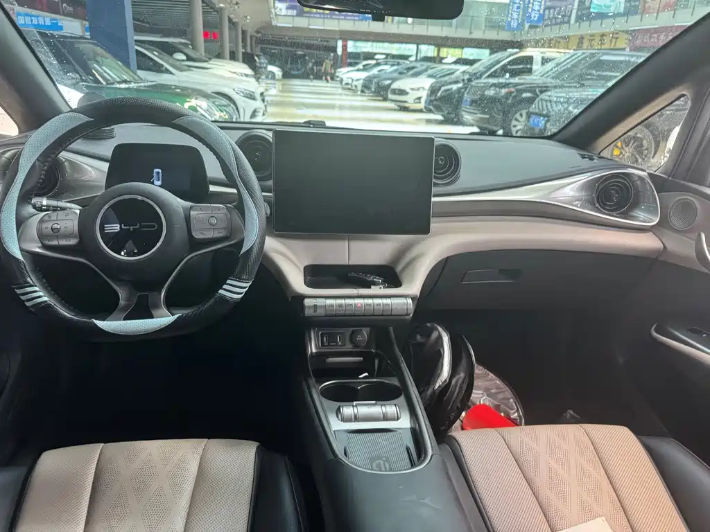 BYD Dolphin — миниатюра 6
