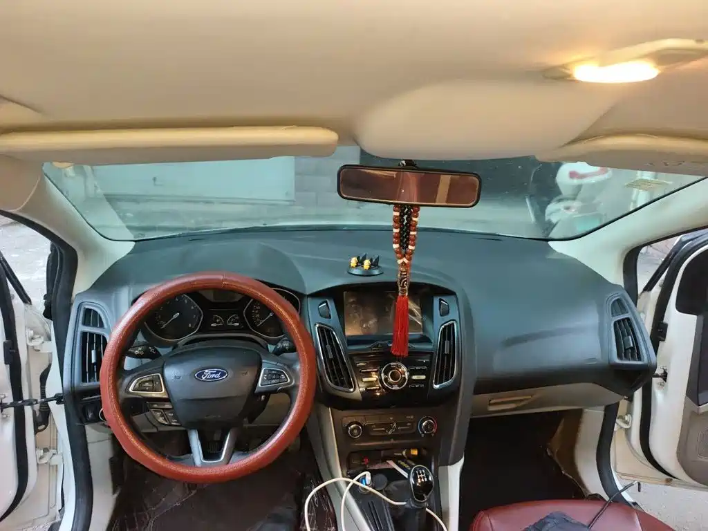 Ford Focus — миниатюра 5