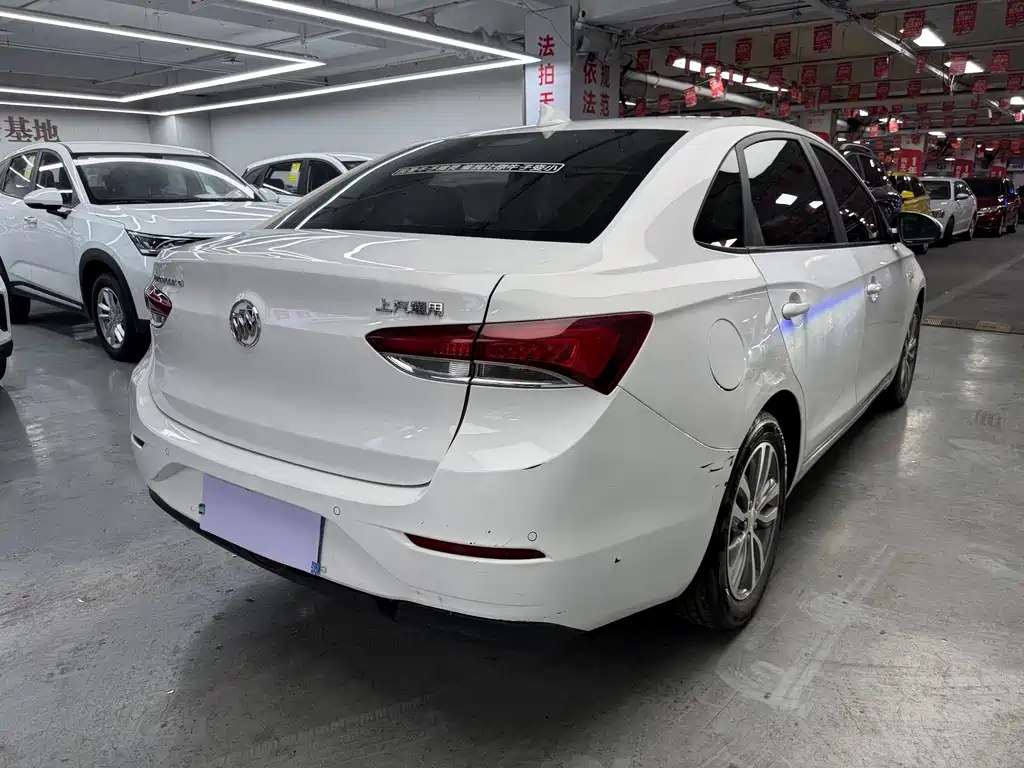 Buick Excelle — миниатюра 10