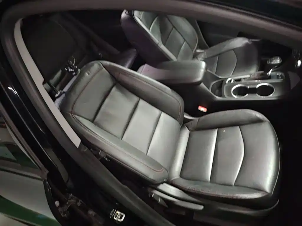 Chevrolet Equinox — миниатюра 25