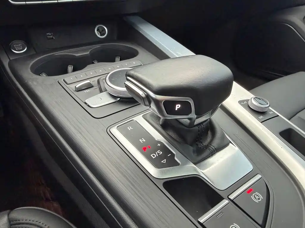 Audi A4L — миниатюра 14