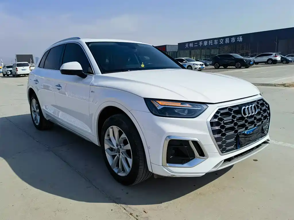 AUDI Q5L
