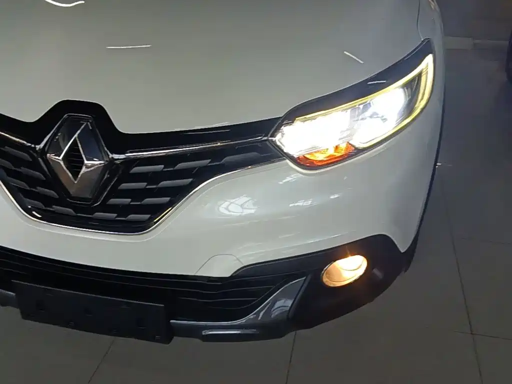 Renault Kadjar — миниатюра 24