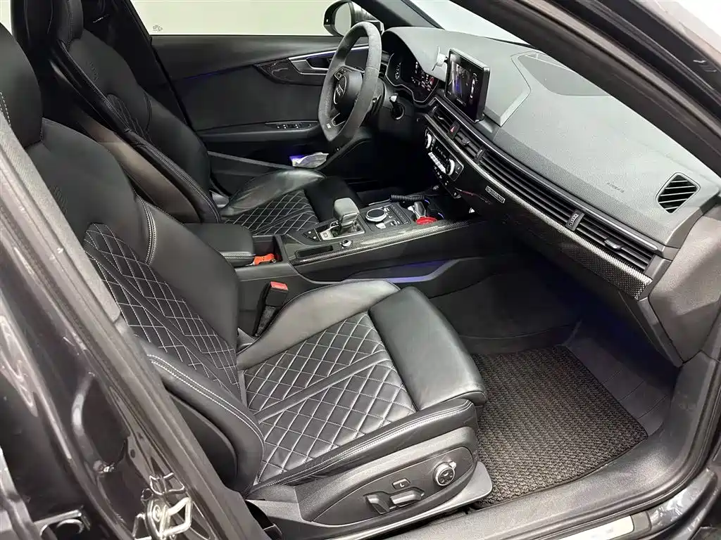 Audi S4 — миниатюра 13