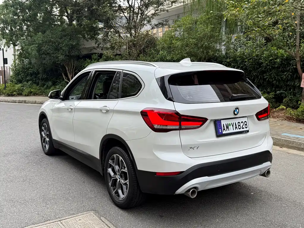 BMW X1 — миниатюра 4