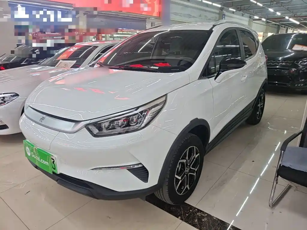 BYD Yuan Pro — миниатюра 2