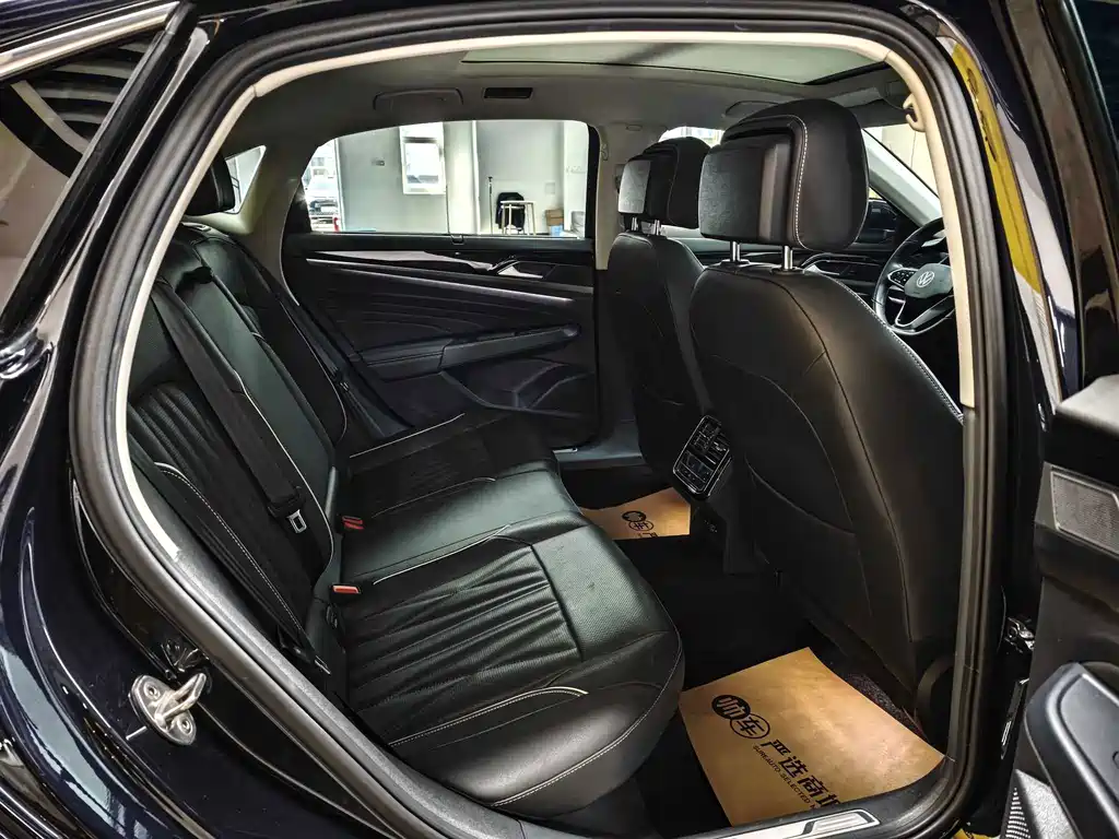 Volkswagen Passat — миниатюра 10