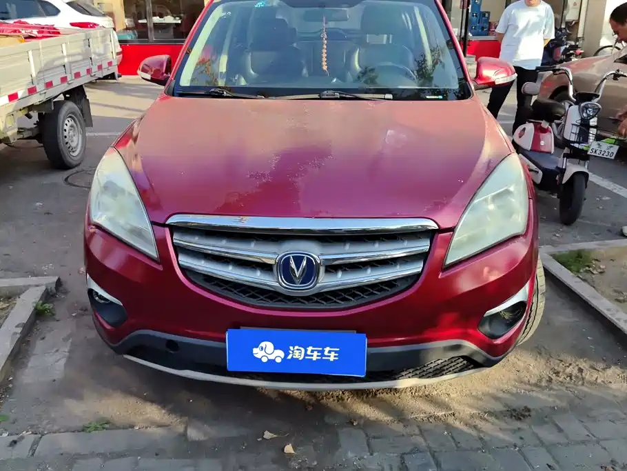 Changan CS35 — миниатюра 2