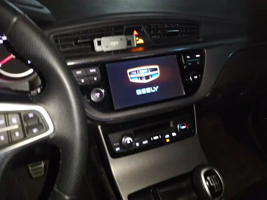 Geely Emgrand GS — миниатюра 13