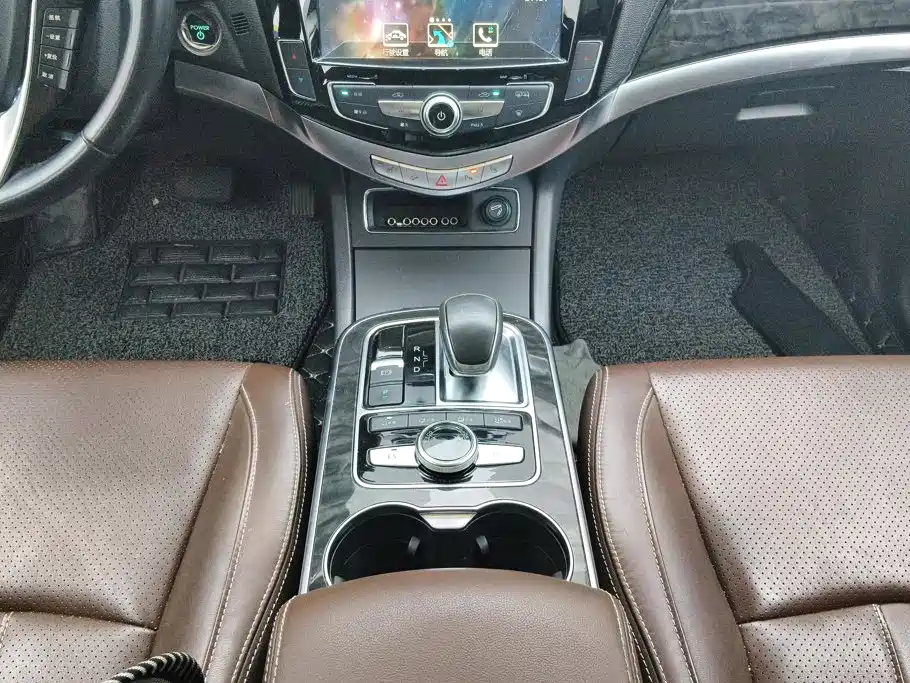 BYD Tang New Energy — миниатюра 16