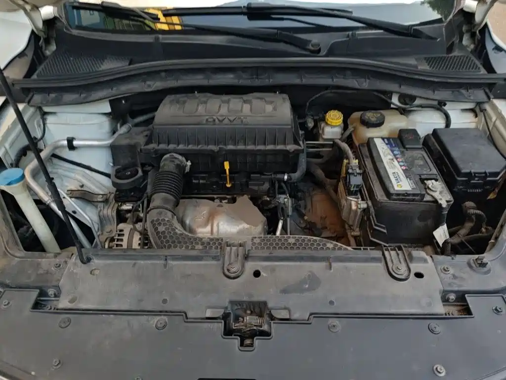 Roewe RX3 — миниатюра 21