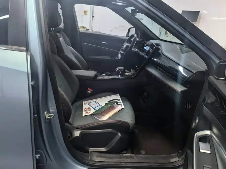 Geely Boyue — миниатюра 8