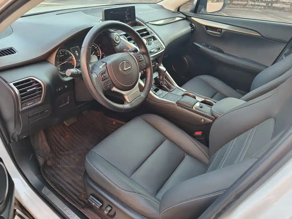 Lexus NX — миниатюра 14