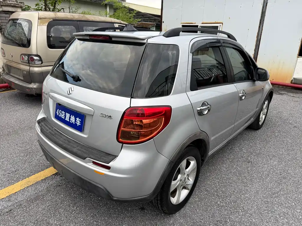 Suzuki SX4 — миниатюра 4