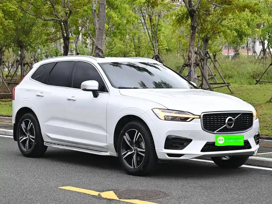VOLVO  XC60