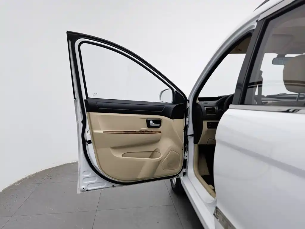 Fengguang Fengguang 330 — миниатюра 8