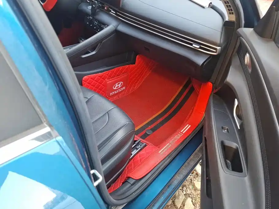 Hyundai Elantra — миниатюра 8