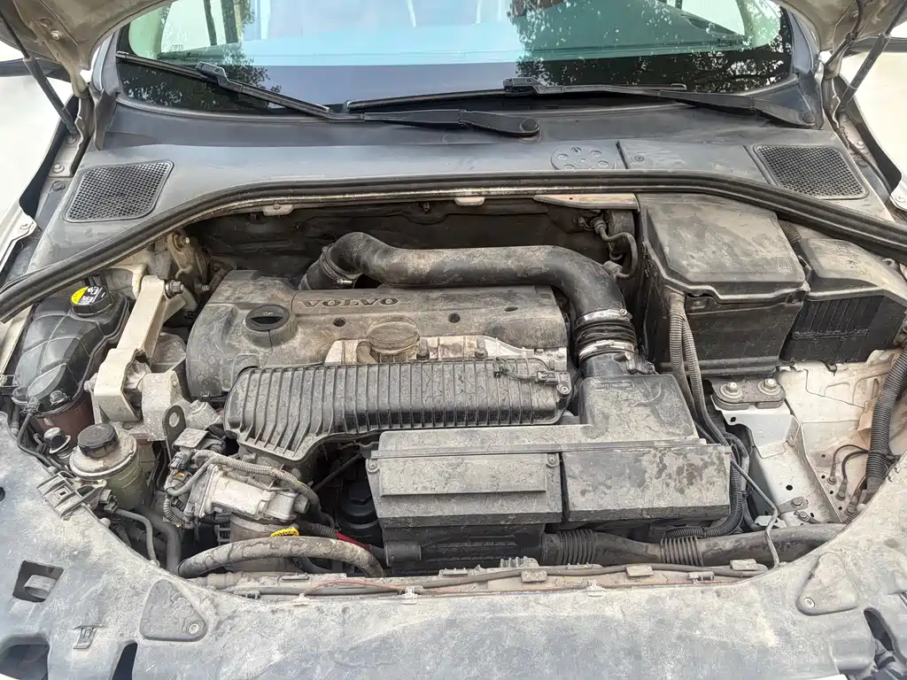 Volvo S60 (Import) — миниатюра 17