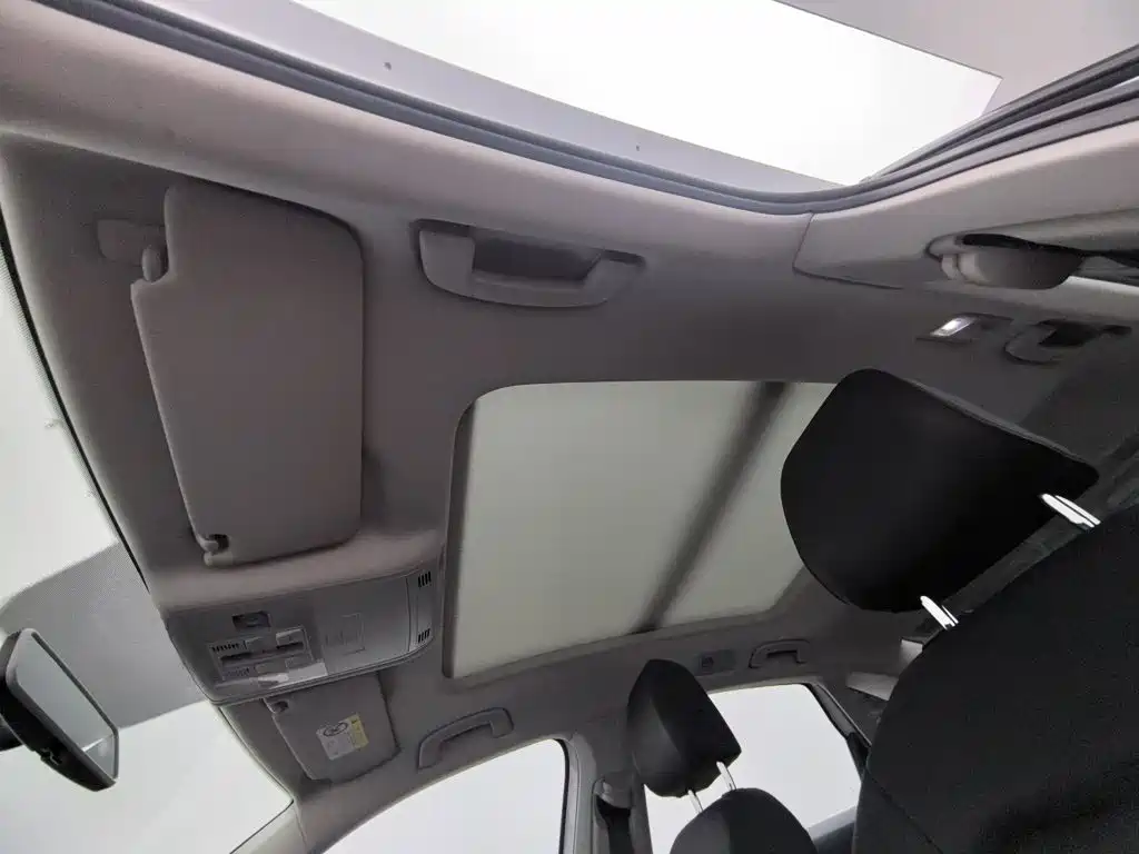 Volkswagen Sagitar — миниатюра 14