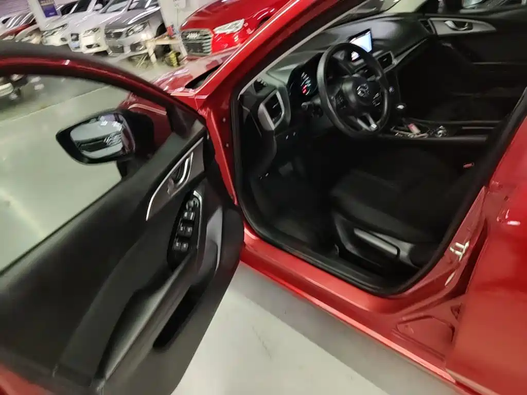 Mazda 3 Axela — миниатюра 16