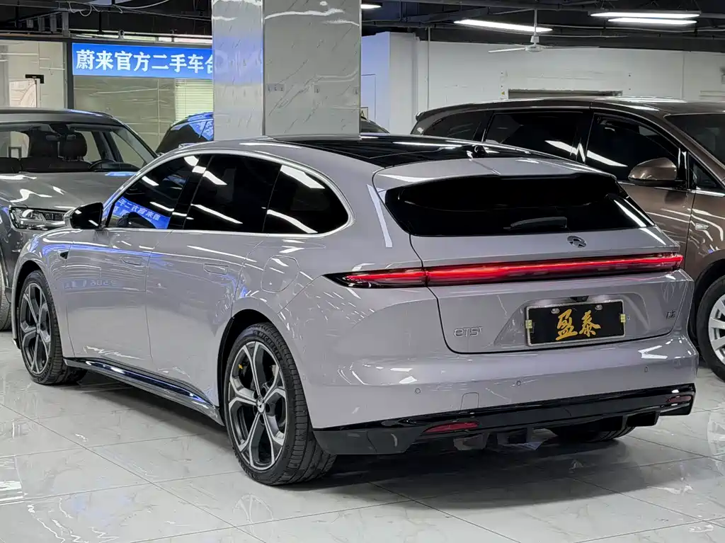 NIO NIO ET5T