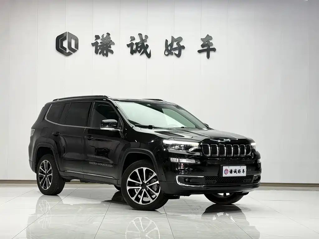 JEEP GRAND COMMANDER