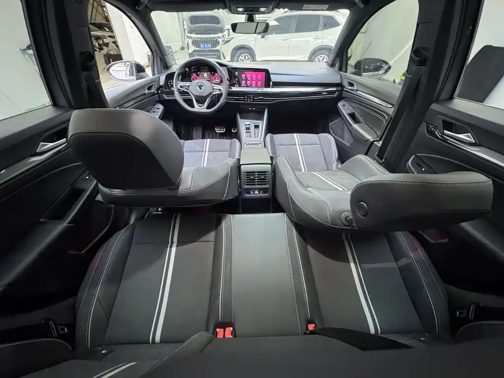 Volkswagen Golf — миниатюра 10