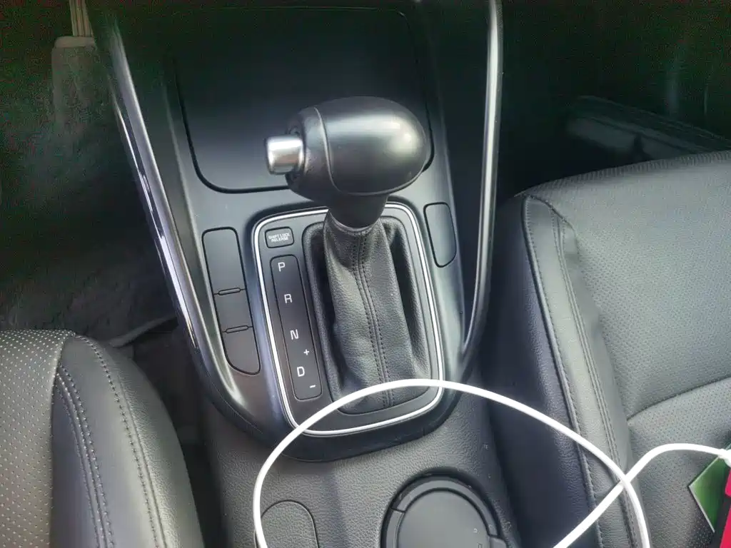 Kia Carens — миниатюра 10