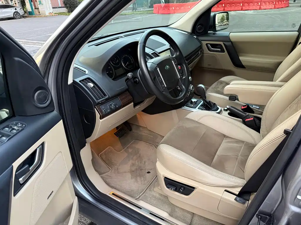 Land Rover Freelander 2 — миниатюра 9