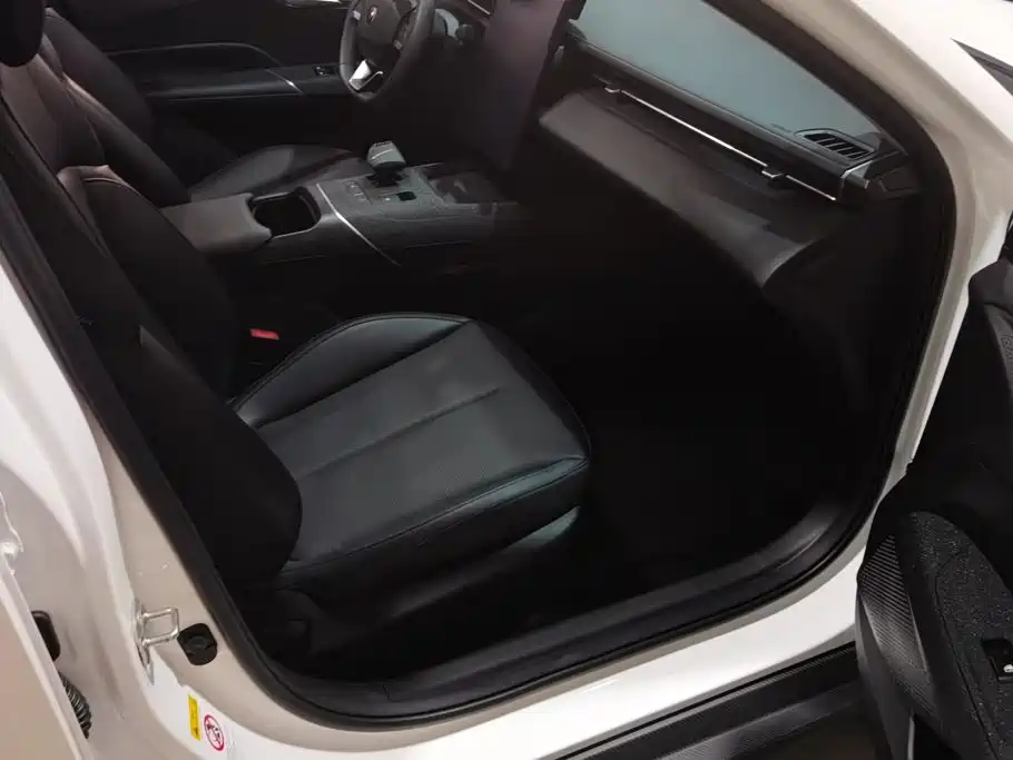 Changan Eado — миниатюра 8