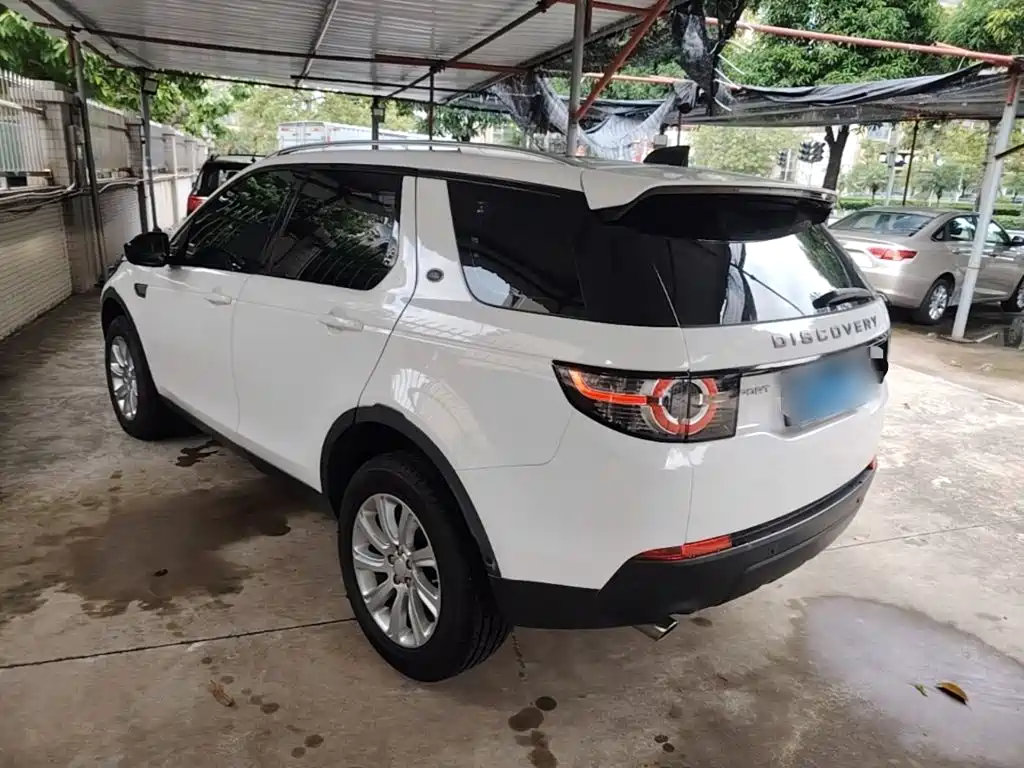 Land Rover Discovery Sport — миниатюра 5