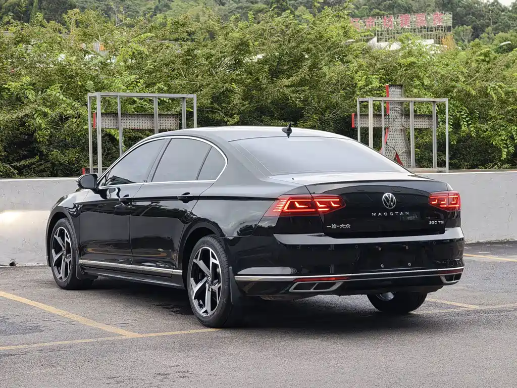 Volkswagen Magotan — миниатюра 6