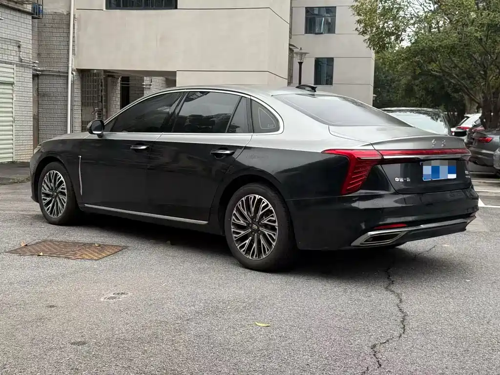Hongqi Hongqi H5 — миниатюра 9