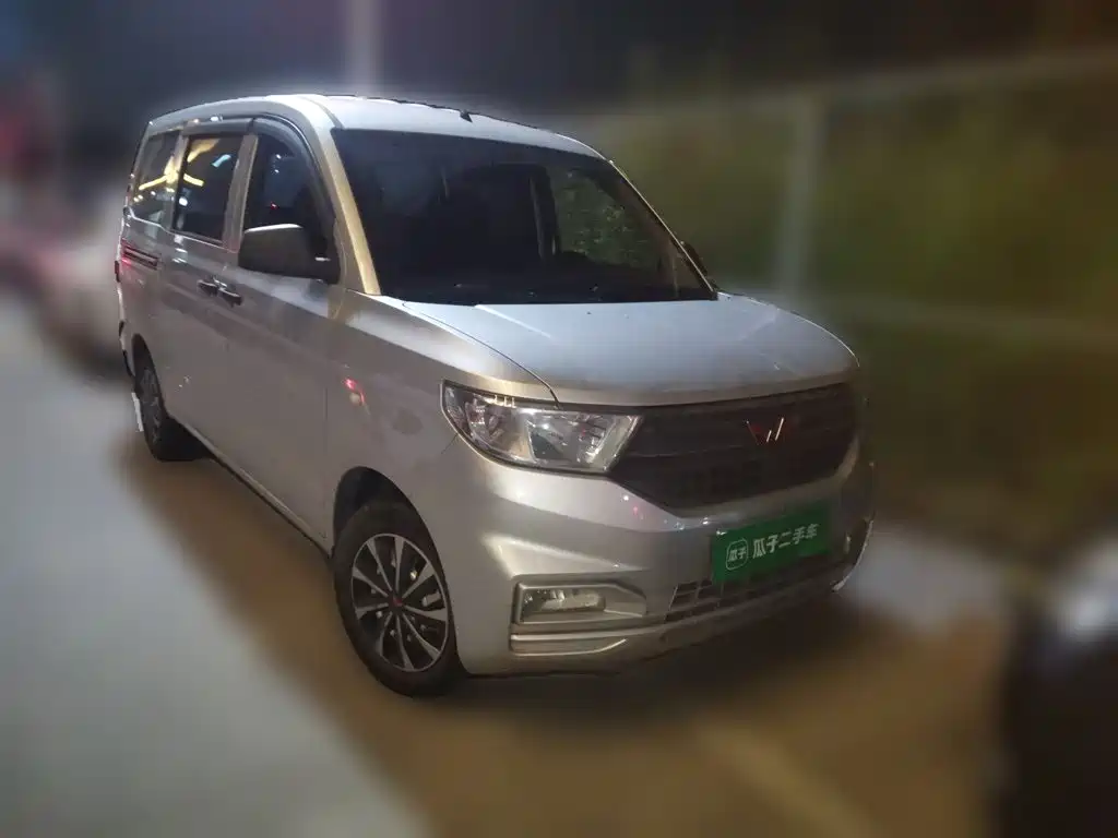 Wuling Hongguang V — миниатюра 24