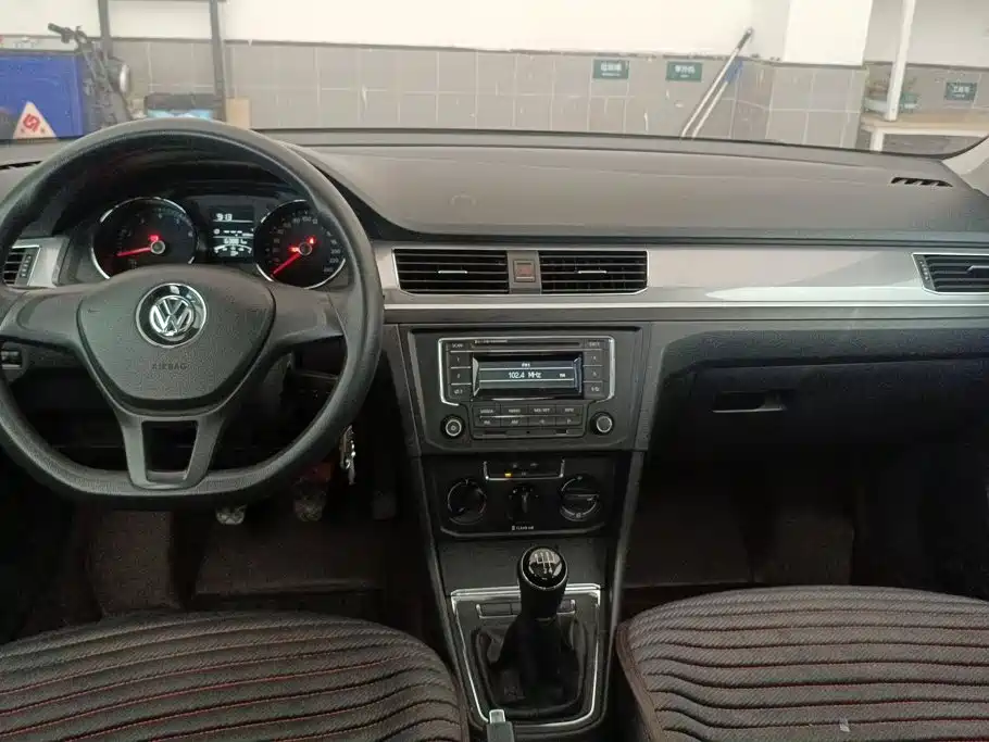 Volkswagen Bora — миниатюра 12