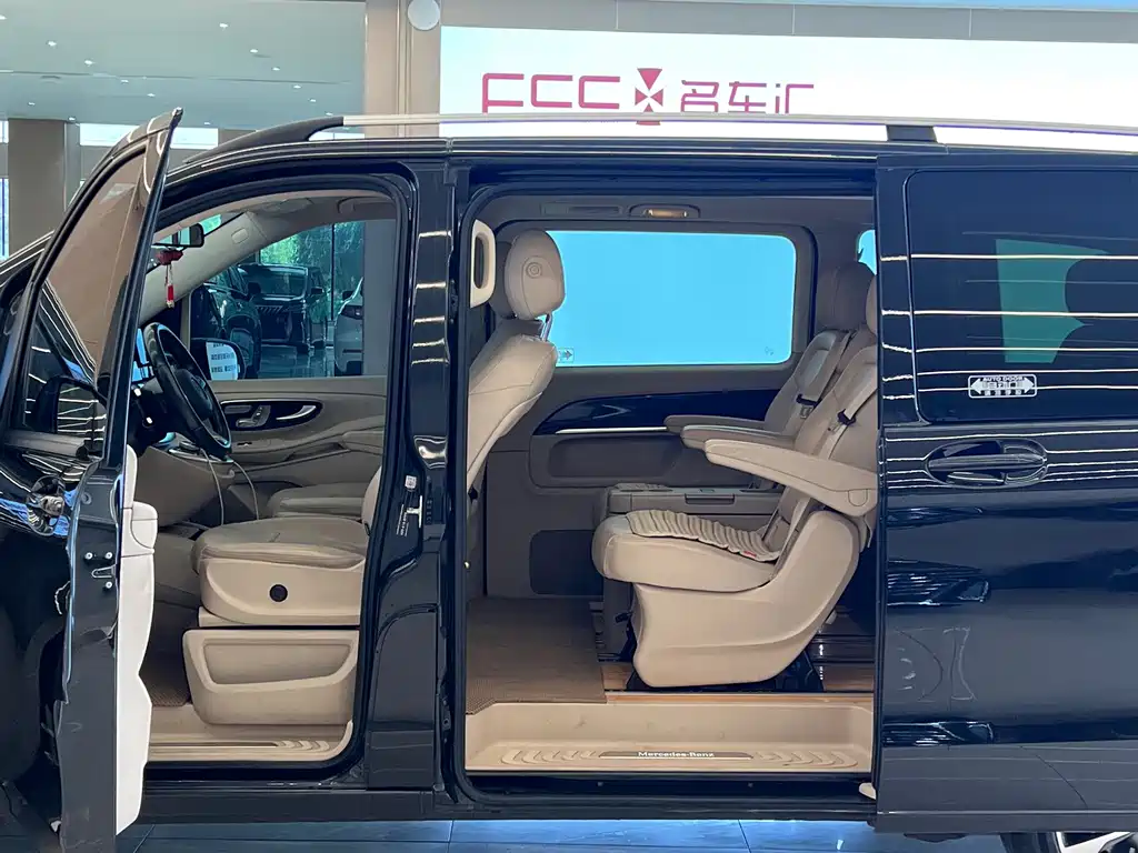 Mercedes-Benz V-Class — миниатюра 8