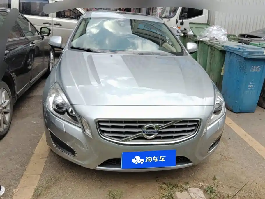 Volvo S60 (Import) — миниатюра 2