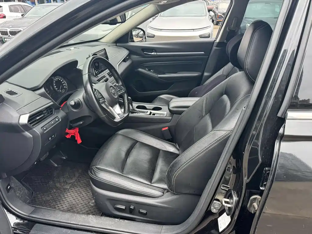Nissan Teana — миниатюра 2