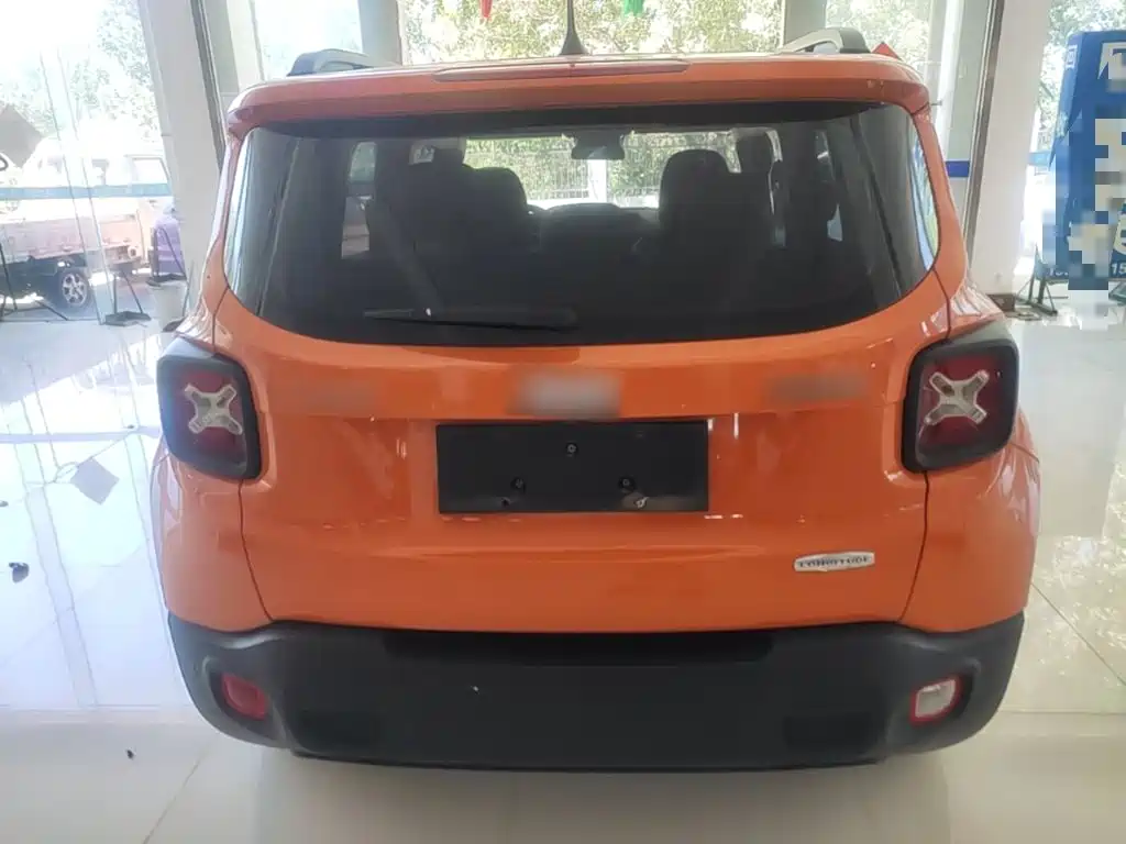 Jeep Renegade — миниатюра 6